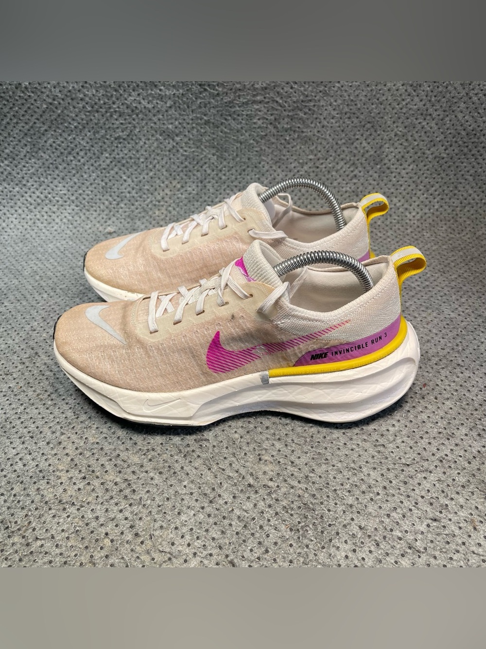 Nike ZoomX Invincible Run 3 Running Shoes No Insoles Size 9.5 Women’s